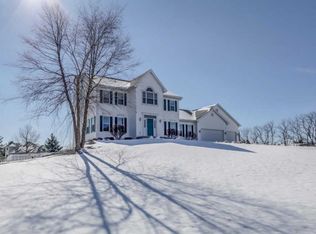 7769 Betsy Ln, Verona, WI 53593