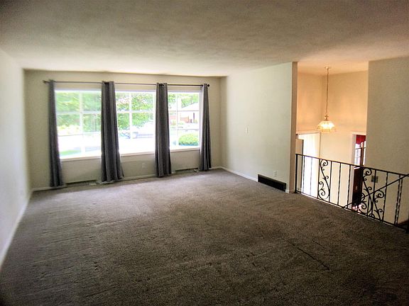 2nd image of 3508 Avondale Dr