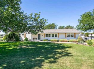 323 E 41st Pl, Kennewick, WA 99337