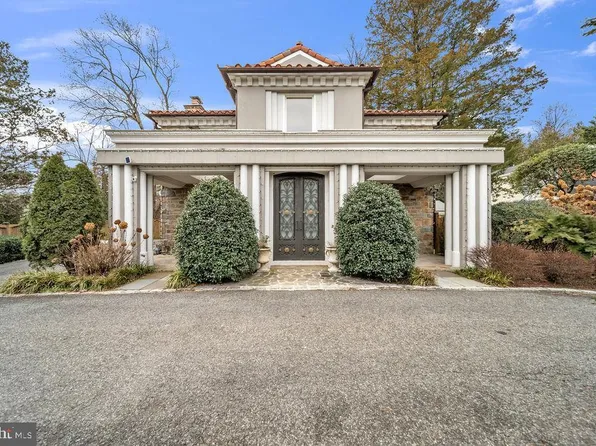 5306 Bradley Blvd, Bethesda, MD 20814