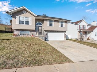 1353 Rockwood Forest Dr, Arnold, MO 63010