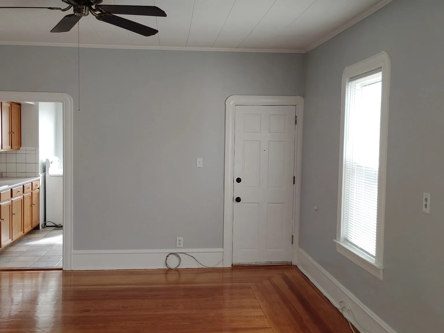3 bed, $1,650 — Photo 3