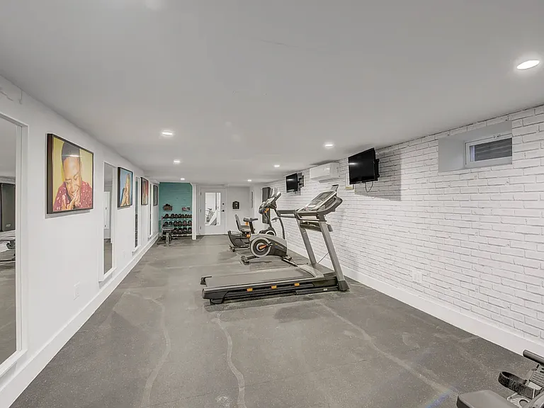6147 Woodbine St #3L — Photo 23
