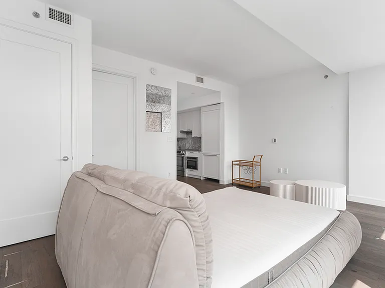 107-06 Queens Blvd #8F — Photo 2