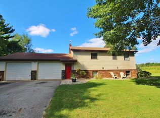 29100 Downey St, Dowagiac, MI 49047