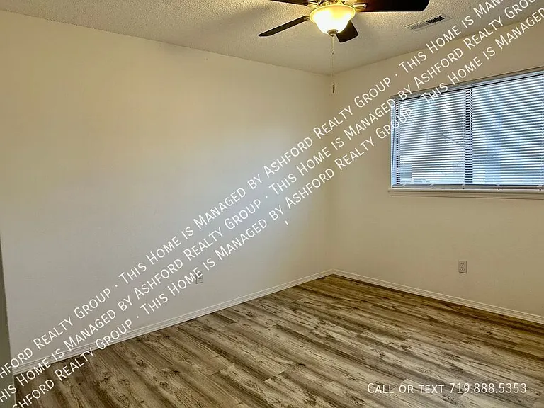 1120 Yuma St #D — Photo 8