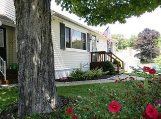 420 Fredette St, Athol, MA 01331