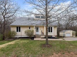 18993 Lowell Ave, Stilwell, KS 66085