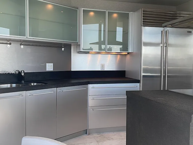 18201 Collins Ave #1101 — Photo 2
