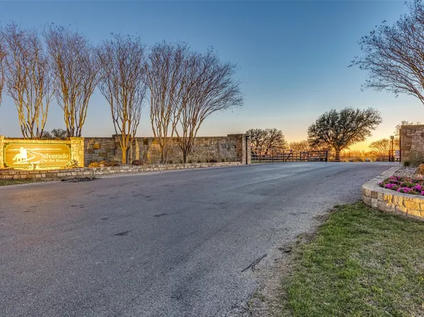 100 Trace Dr, Weatherford, TX 76087