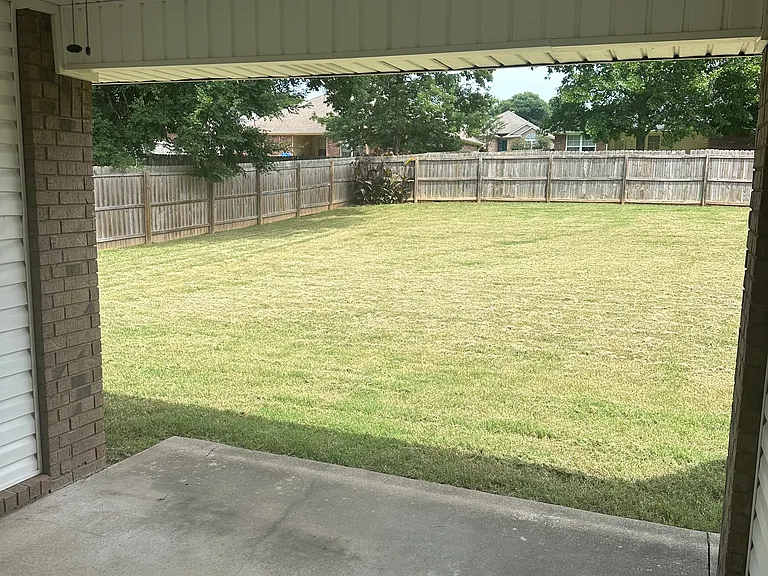 2712 Quarry Dr — Photo 10