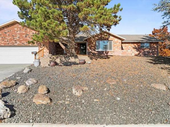 4202 Maple Ln, West Richland, WA 99353