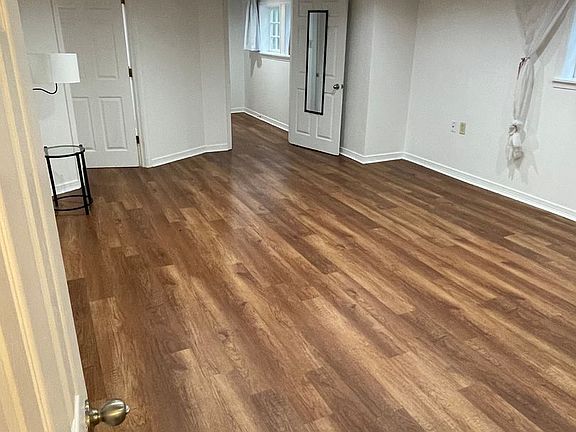 5th image of 2125-2127 Jefferson Ave #2127B