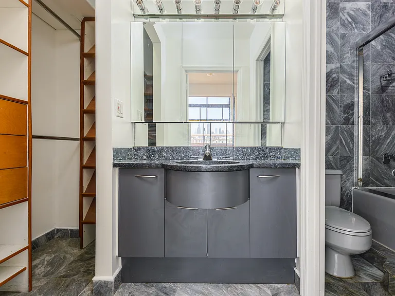176 W 86th St #PHA — Photo 11
