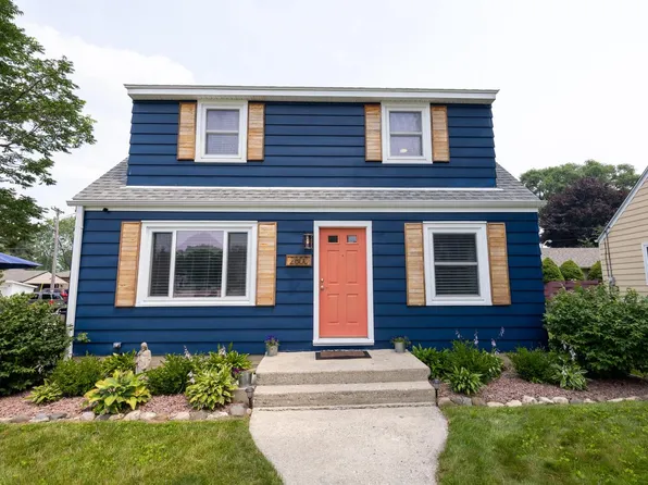 2800 South 111th STREET, West Allis, WI 53227