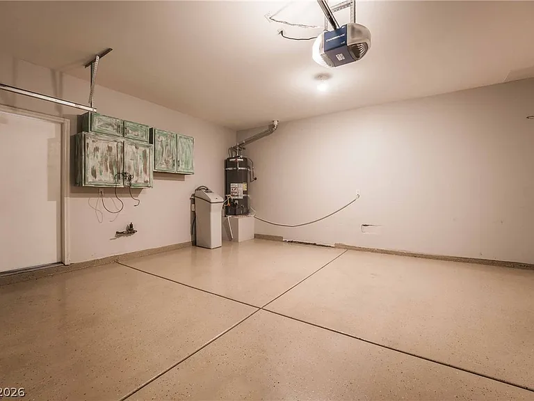 2647 Good Fellows St — Photo 32