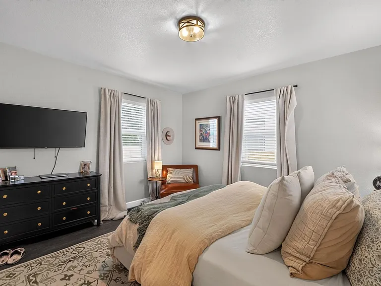 2615 W Caithness Pl — Photo 22