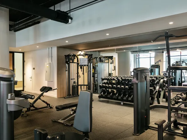 11 Ocean Parkway image 13 of 18