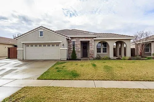 1390 Roaring Camp Ct photo 1