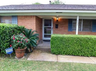 8621 Guadalupe Rd, Fort Worth, TX 76116