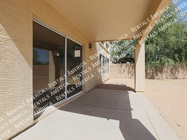 7441 W Fleetwood Ln — Photo 37