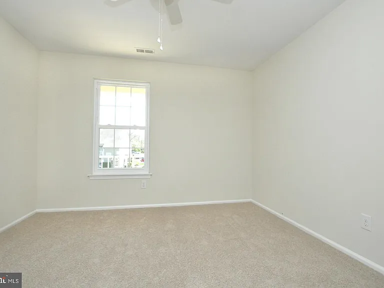 4208 Adelaide Dr #B — Photo 10