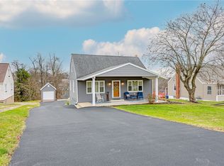 1641 Guffey Rd, Irwin, PA 15642