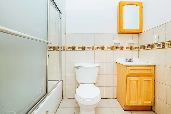 Rented by Nooklyn NYC LLC | media 15