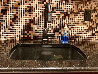 Rented by Halvatzis Realty