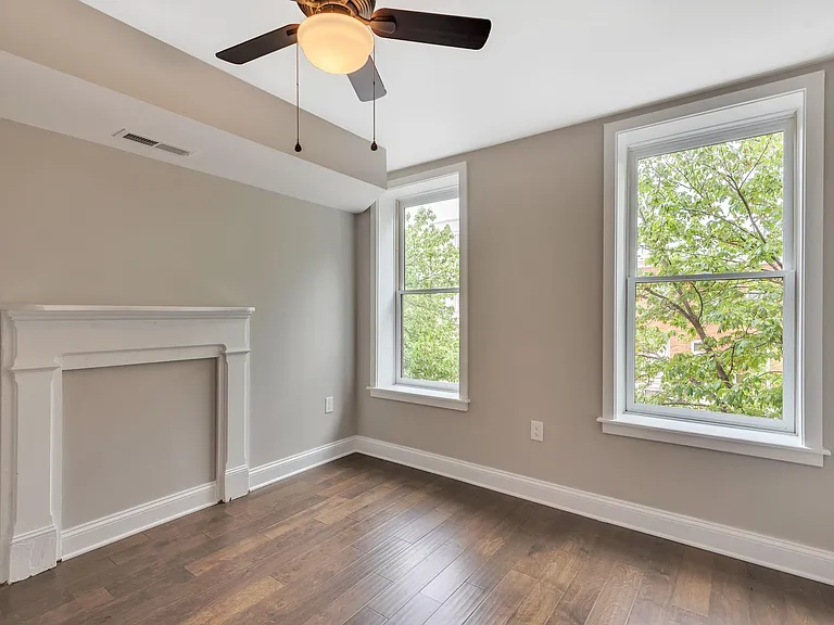 2509 Fleet St — Photo 15