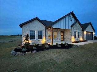 400 Alondrita St, Leonard, TX 75452