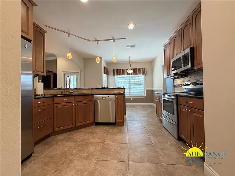 213 Golf Course Dr — Photo 15