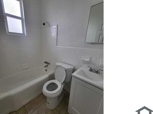 836 NW 10th St APT 4, Hallandale, FL 33009