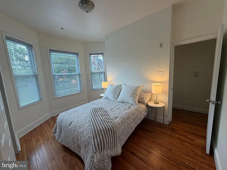 922 S 49th St #-1 — Photo 18