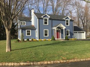 121 Glenbrook Rd, Morris Plains, NJ 07950