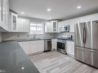 3646 Sussex Ln, Philadelphia, PA 19114