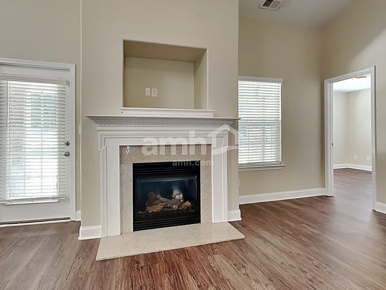 7194 Caley St — Photo 12