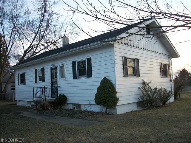 5511 Bartlett Rd photo 1