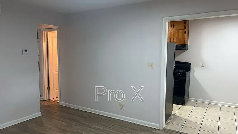 2 bed, 1.0 bath, 656 sqft, $995 — Photo 4