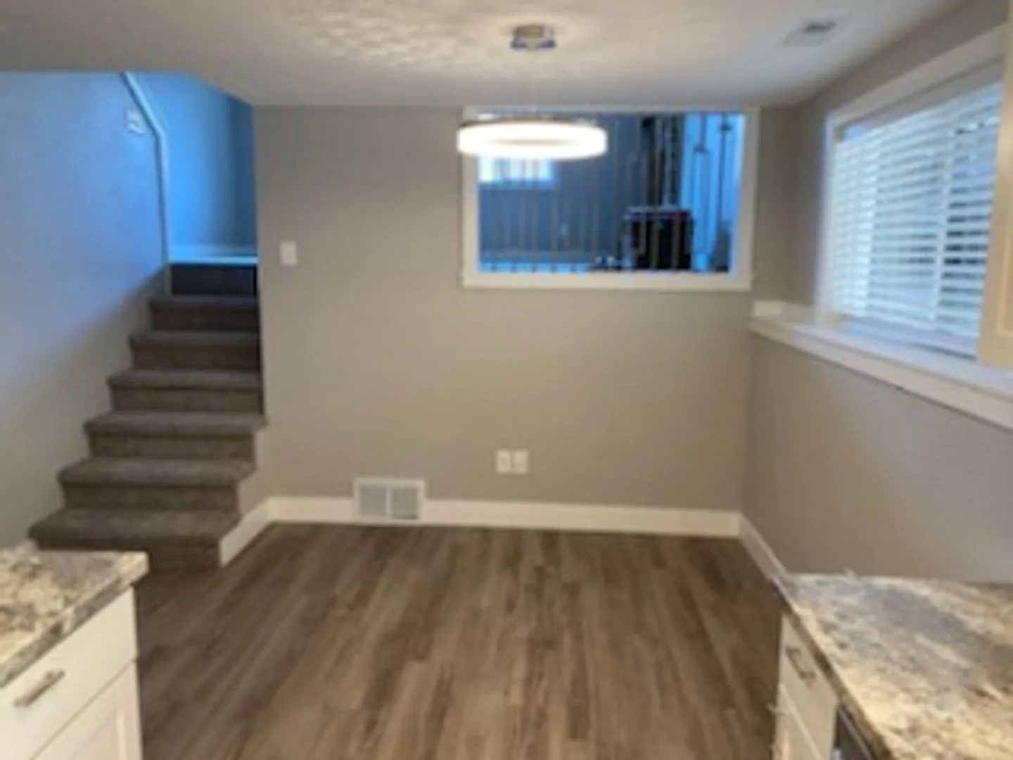 Fully remodeled westend 2 bedroom. 1 bath, townhome! — Photo 2