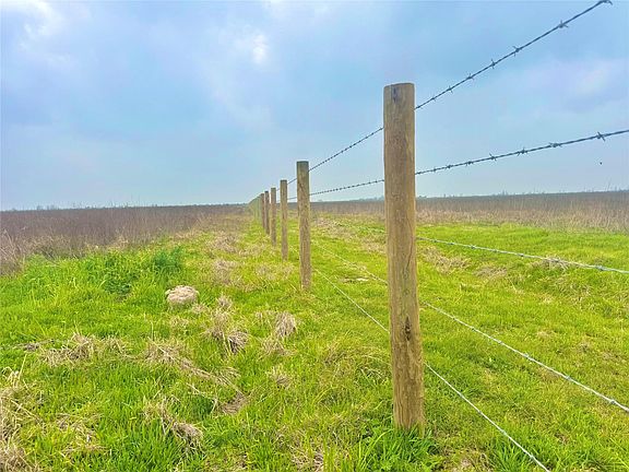 4th image of TRACT 13 County Road 210