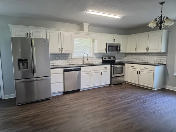 609 George G Smith Ln SE, Ludowici, GA 31316