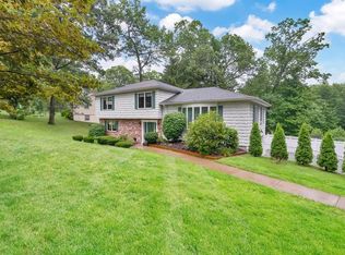 48 Brainard Rd, Wilbraham, MA 01095