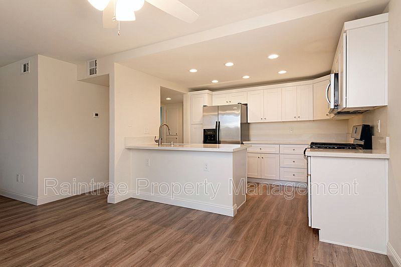 1st image of 391 N Melrose Dr Unit E