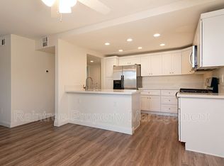 391 N Melrose Dr UNIT E, Vista, CA 92083