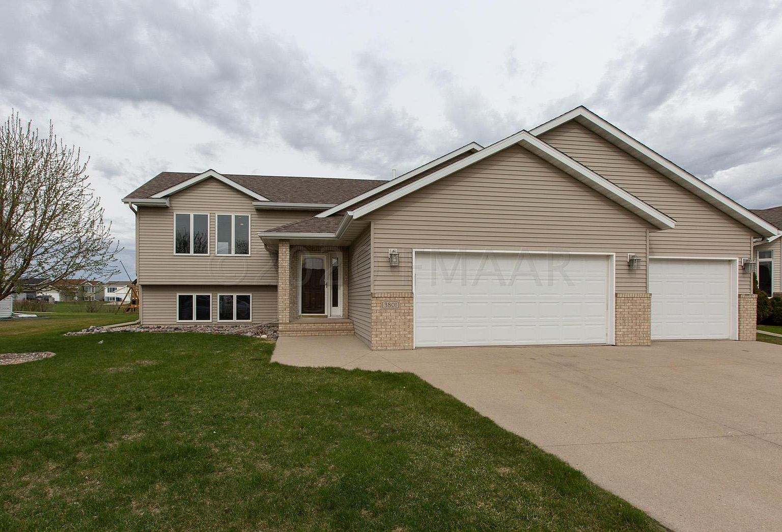 3801 Westmoor Dr, Moorhead, MN 56560 Zillow