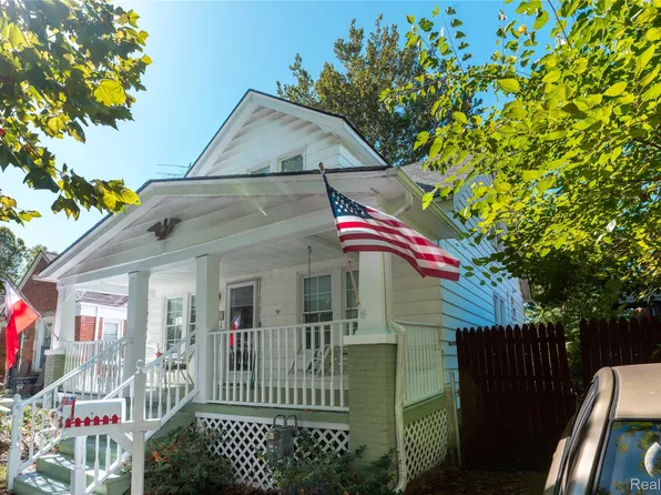 6857 Woodmont Ave, Detroit, MI 48228