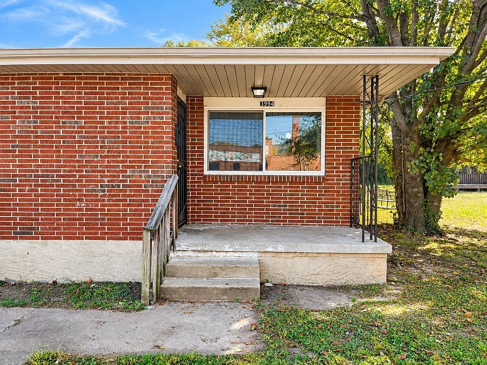 3994 Hughes Ave