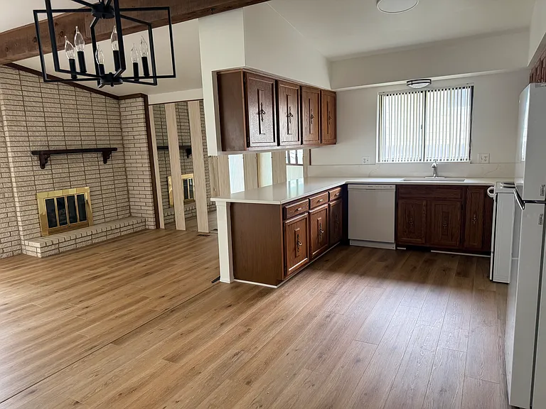 38352 Coronation Dr — Photo 11