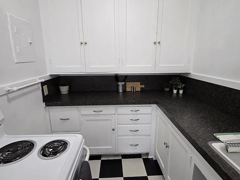 DD Culp Apartments — Photo 6